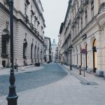 La via dei negozi a Budapest